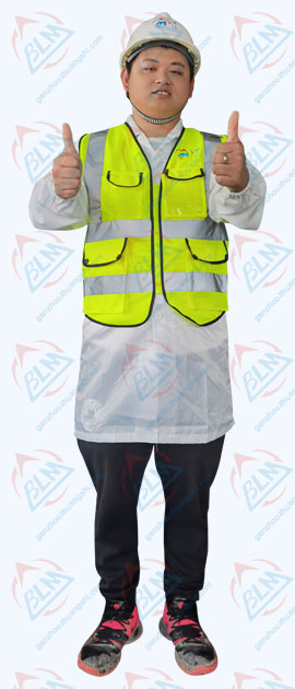 ���}���}