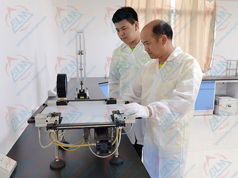 ���W�x��У�ʈDƬ