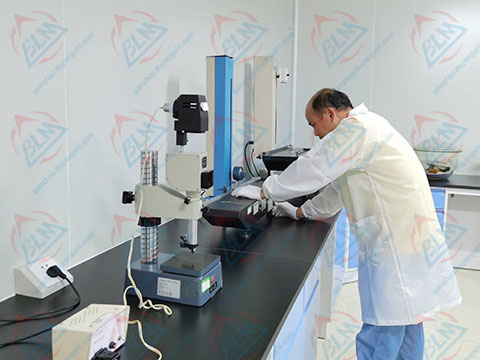 �L�ȃx��У��(zh��n)�DƬ