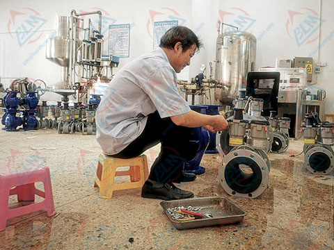 ����Ӌ�z���DƬ