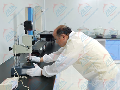 �׺����x���z���DƬ