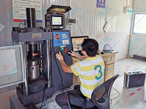 �F·ԇ�x���z���DƬ