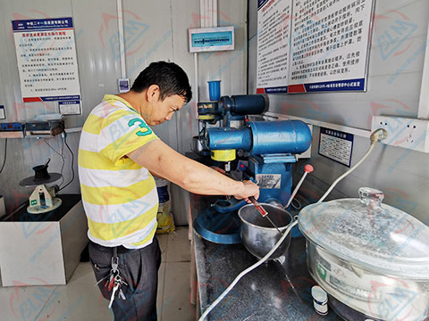 �F·ԇ�x���z���DƬ