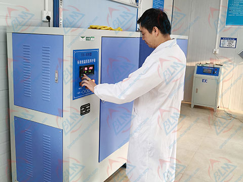 �ṤӋ��У�ʌ���҈DƬ